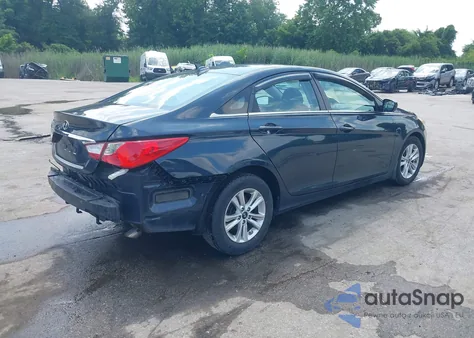 2013 Hyundai Sonata Gls z USA, uszkodzony, nr VIN 5NPEB4AC6DH665431